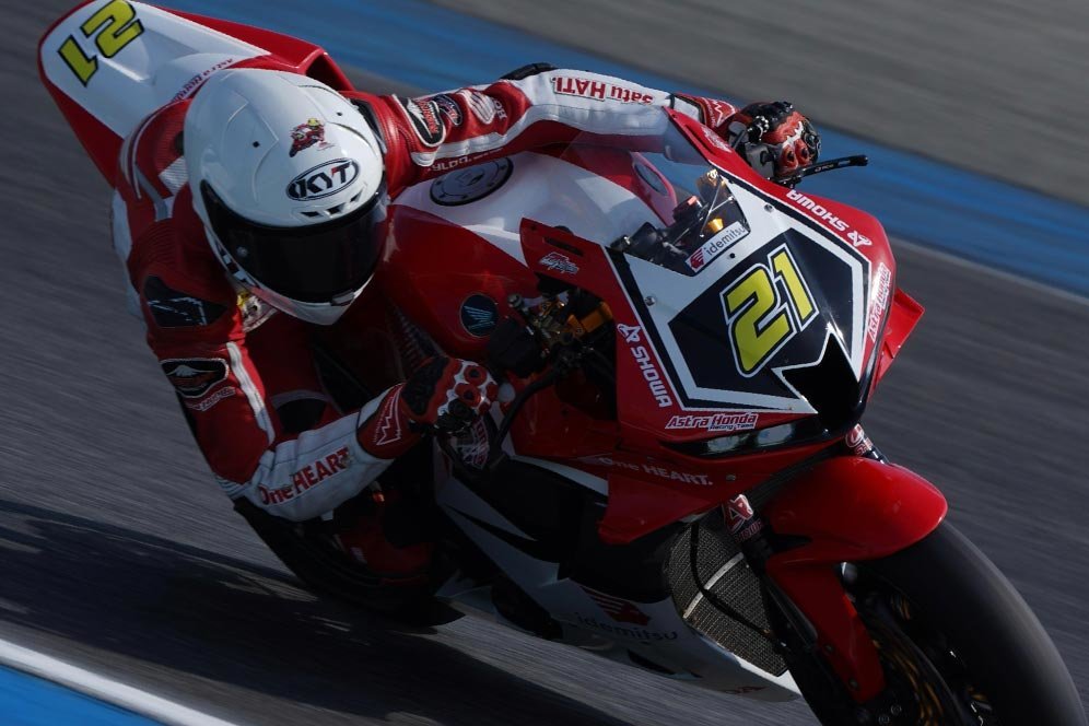 Hasil Race 2 ARRC SS600 Thailand 2025: Adenanta Putra Naik Podium, Kasma Daniel Menang Hasil Race 2 ARRC SS600 Thailand 2025: Adenanta Putra Naik Podium, Kasma Daniel Menang