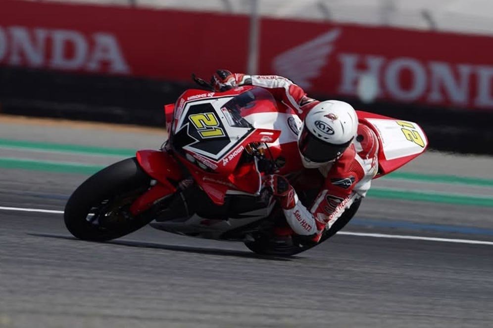 Hasil Race 1 ARRC SS600 Thailand 2025: Adenanta Putra Menang, Wahyu Nugroho Naik Podium Hasil Race 1 ARRC SS600 Thailand 2025: Adenanta Putra Menang, Wahyu Nugroho Naik Podium