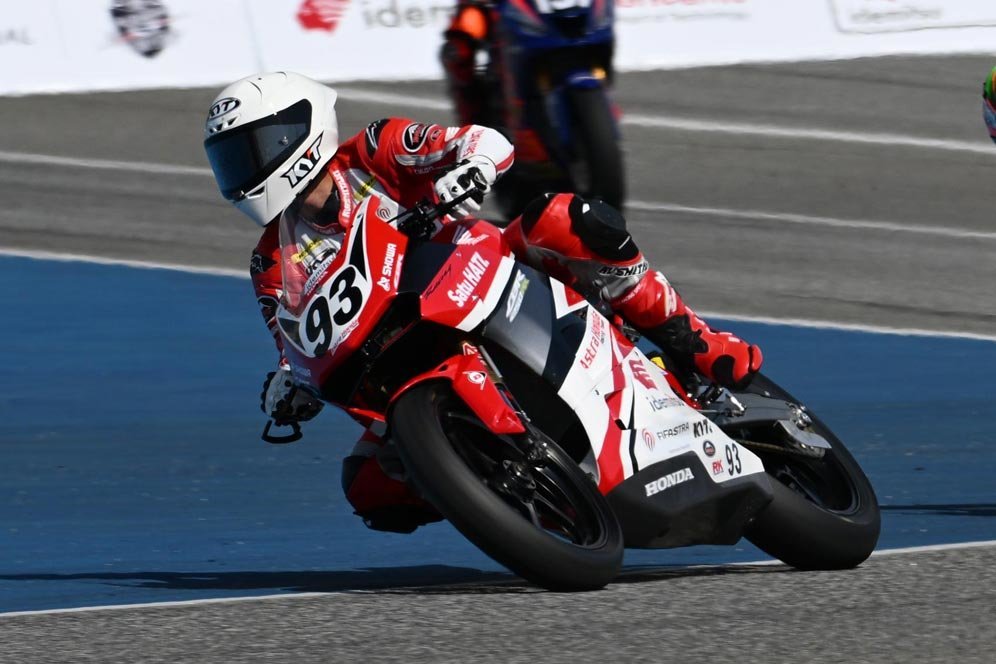 Hasil Race 2 ARRC AP250 Thailand 2025: Fadillah Arbi Aditama Sukses Rebut Kemenangan Ganda Hasil Race 2 ARRC AP250 Thailand 2025: Fadillah Arbi Aditama Sukses Rebut Kemenangan Ganda