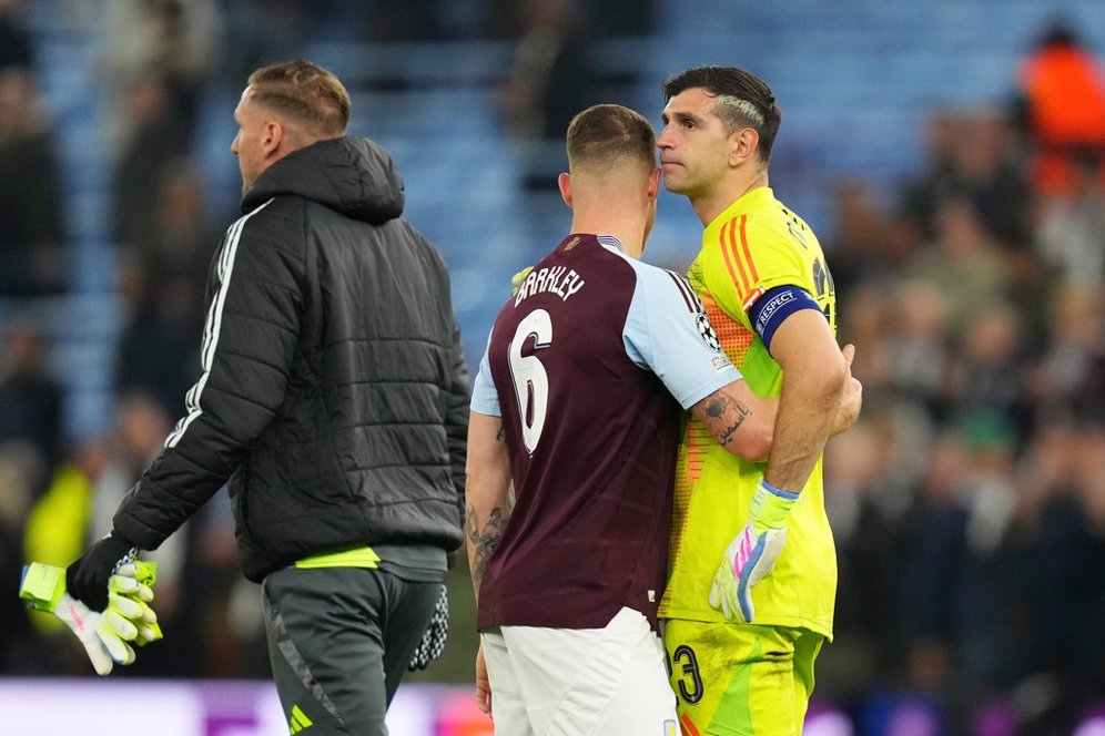 5 Pelajaran dari Aston Villa 3-2 PSG: Blunder Emiliano Martinez Harus Dibayar Mahal 5 Pelajaran dari Aston Villa 3-2 PSG: Blunder Emiliano Martinez Harus Dibayar Mahal