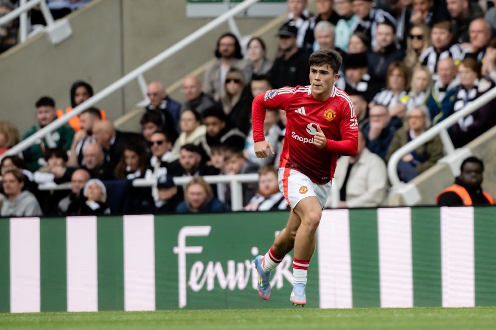 Berkah di Balik Musibah: MU Mainkan Banyak Pemain Muda Walau Terpuruk di Premier League Berkah di Balik Musibah: MU Mainkan Banyak Pemain Muda Walau Terpuruk di Premier League