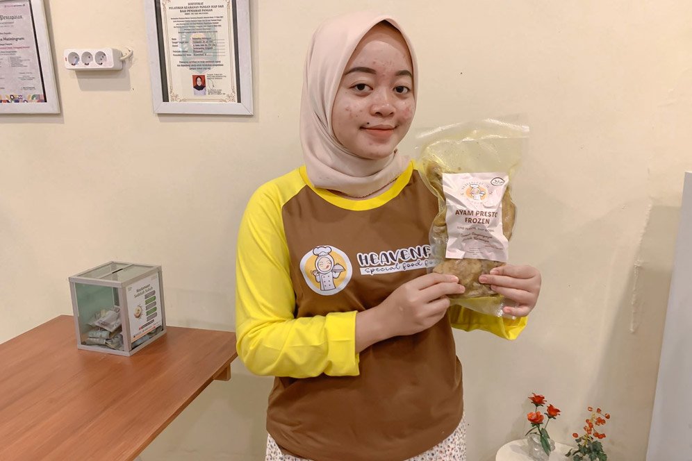 Mengolah Kegagalan, Meraup Kesuksesan: Kisah Inspiratif Rahmadina dan Heaven Food ID Meroket Berkat KUR BRI Mengolah Kegagalan, Meraup Kesuksesan: Kisah Inspiratif Rahmadina dan Heaven Food ID Meroket Berkat KUR BRI