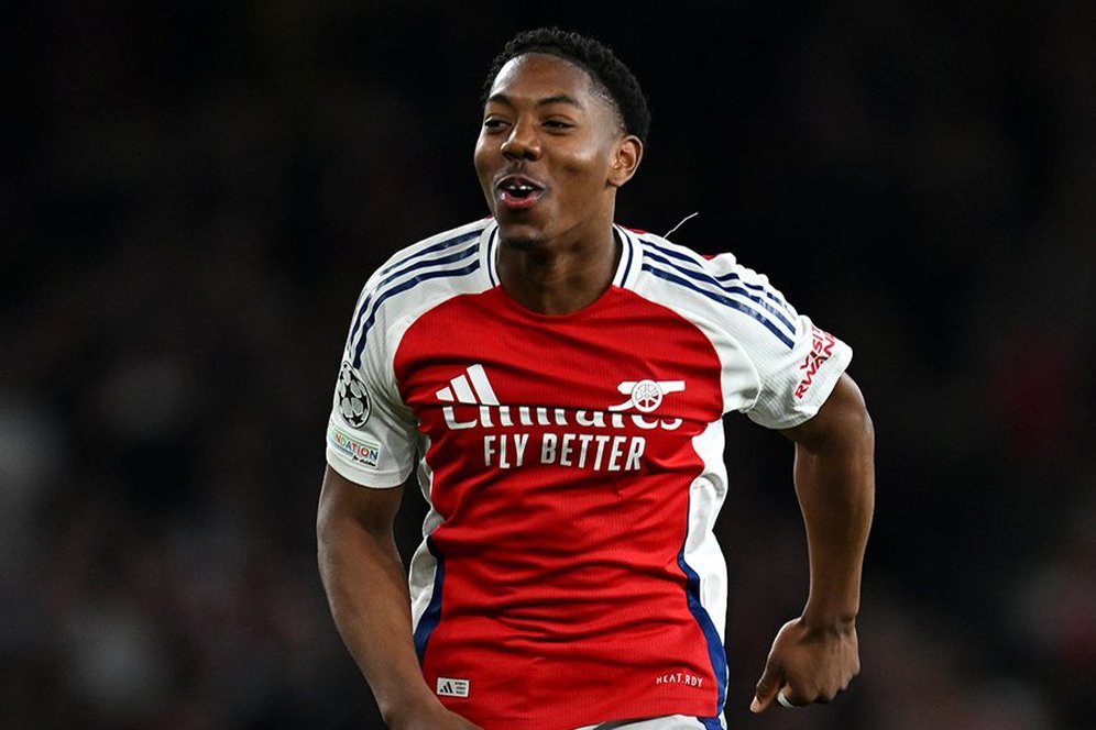 Kisah di Balik Transformasi Ajaib Myles Lewis-Skelly di Arsenal Kisah di Balik Transformasi Ajaib Myles Lewis-Skelly di Arsenal