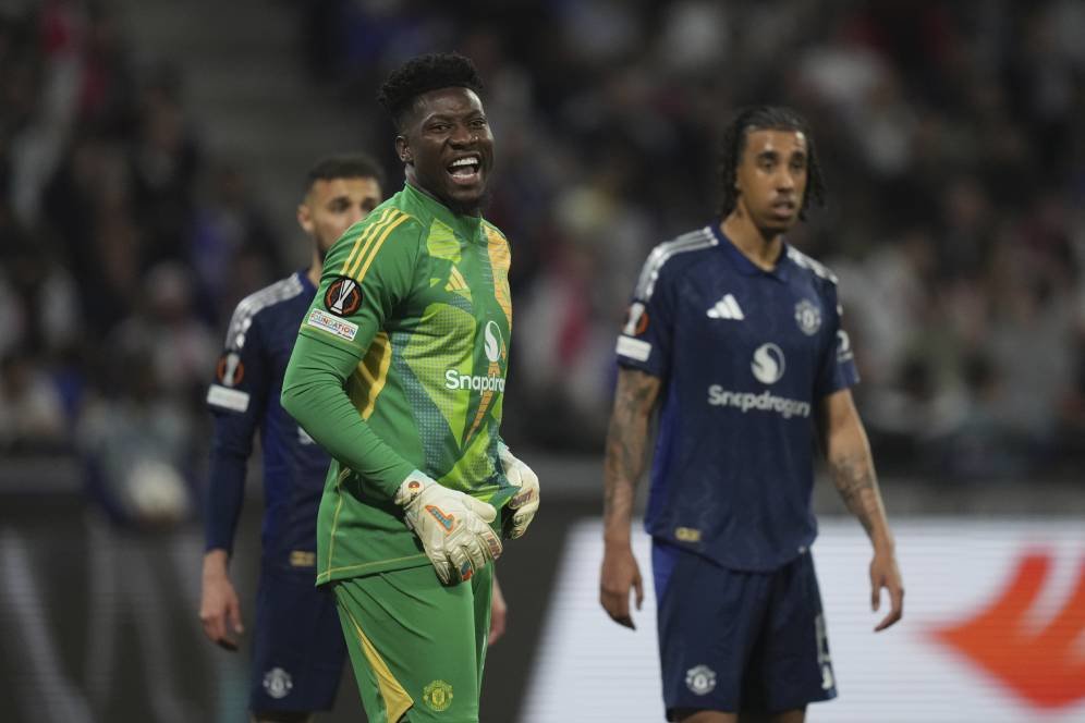Lawan Lyon, Andre Onana atau Altay Bayindir yang Jadi Kiper MU?