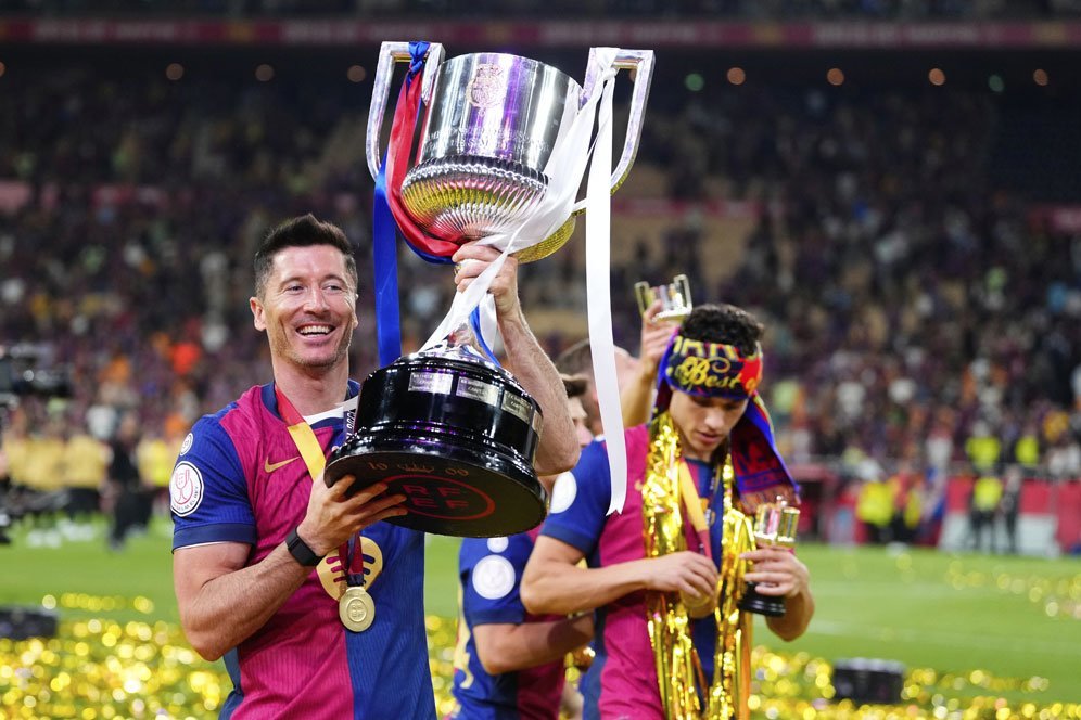 Barcelona Akan Batasi Menit Bermain Lewandowski Musim Depan, Begini Skenarionya Barcelona Akan Batasi Menit Bermain Lewandowski Musim Depan, Begini Skenarionya