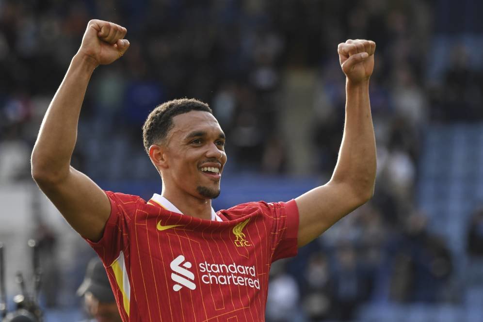 Liverpool Fix Pilih Bek Yang Larinya Secepat Kilat Ini Sebagai Pengganti Trent Alexander-Arnold?