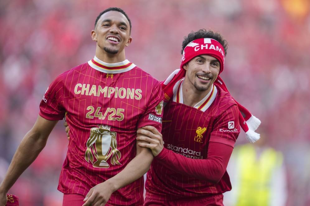 Berapa Hadiah Uang untuk Liverpool Sang Juara Premier League 2024/2025? Ini Rinciannya! Berapa Hadiah Uang untuk Liverpool Sang Juara Premier League 2024/2025? Ini Rinciannya!