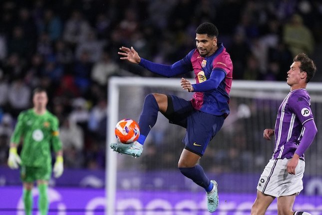 Liverpool Serius Incar Ronald Araujo