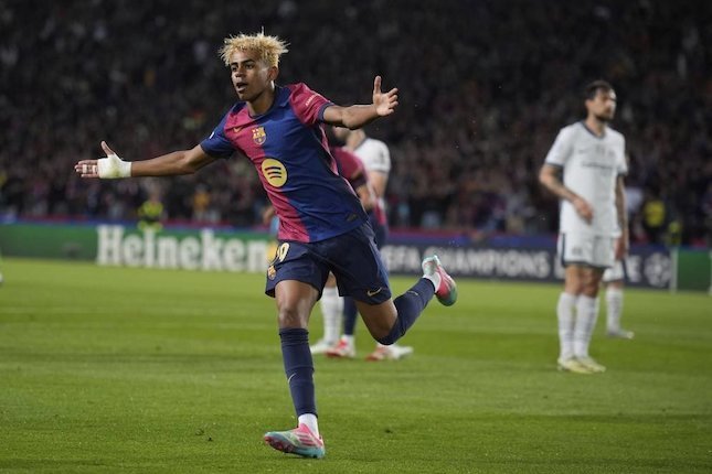 Koneksi dengan Yamal dan Daya Tarik Bermain di Camp Nou Koneksi dengan Yamal dan Daya Tarik Bermain di Camp Nou