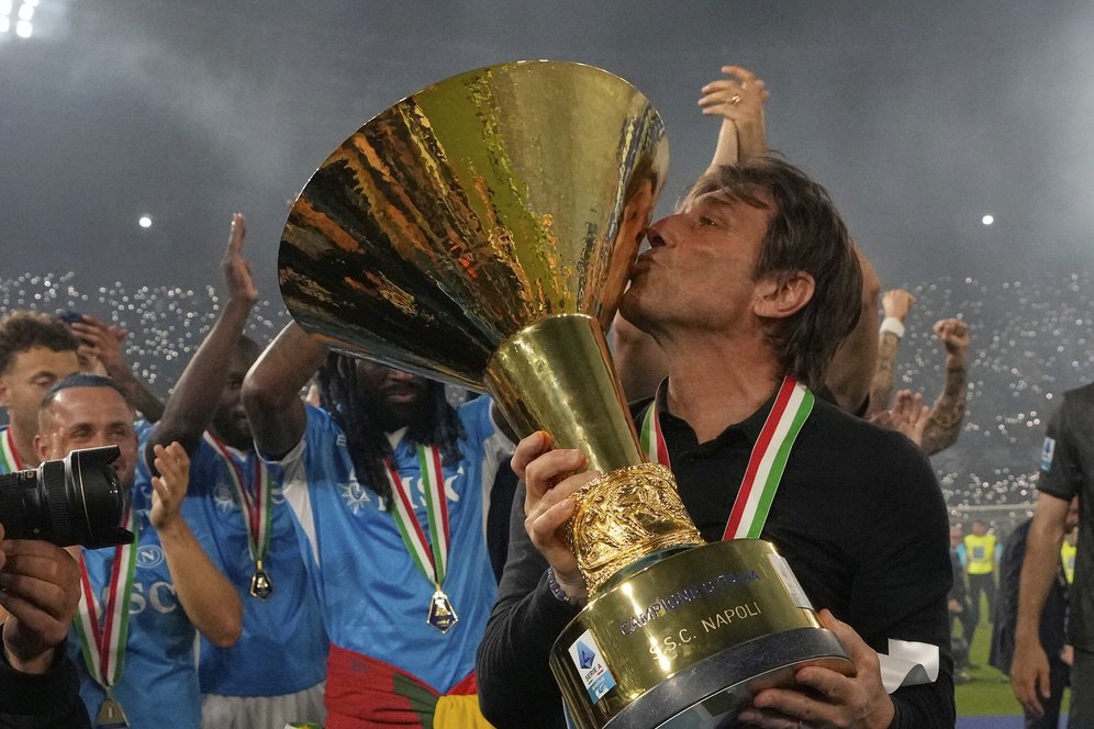 Antonio Conte Bangun 'Monster' di Napoli: Dua Pemain Sudah Resmi, Dua Penyerang Jadi Prioritas