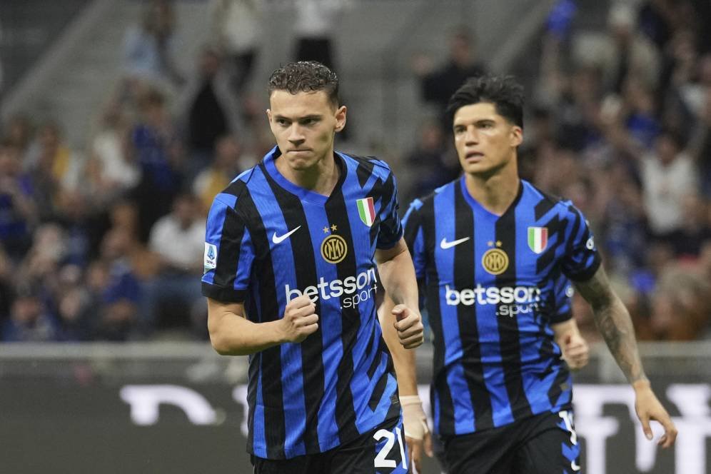 Tolak Real Betis, Kristjan Asllani Ingin Bertahan di Serie A Tolak Real Betis, Kristjan Asllani Ingin Bertahan di Serie A