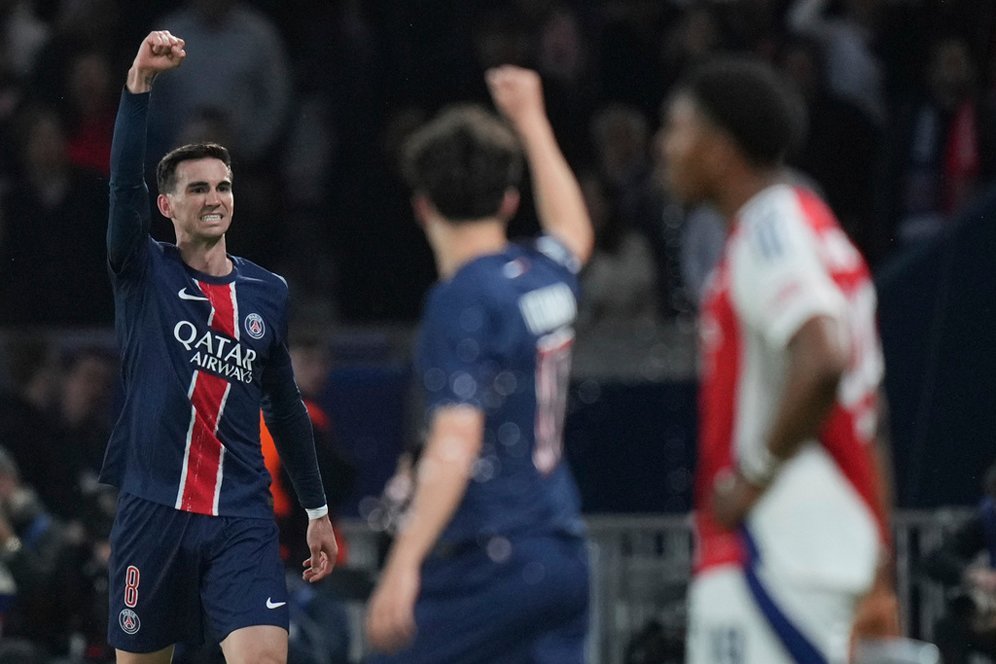 11 Rumor Transfer Terpanas Premier League Pekan Ini: MU Incar Fabian Ruiz, Arsenal Goda Noni Madueke 11 Rumor Transfer Terpanas Premier League Pekan Ini: MU Incar Fabian Ruiz, Arsenal Goda Noni Madueke