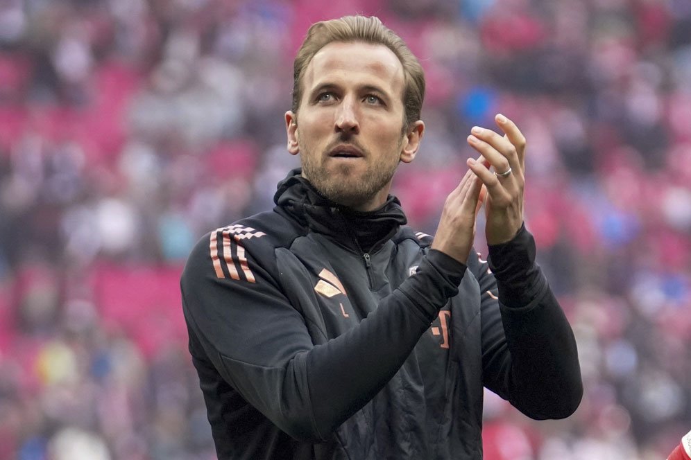 Harry Kane Ketagihan Trofi Juara Harry Kane Ketagihan Trofi Juara