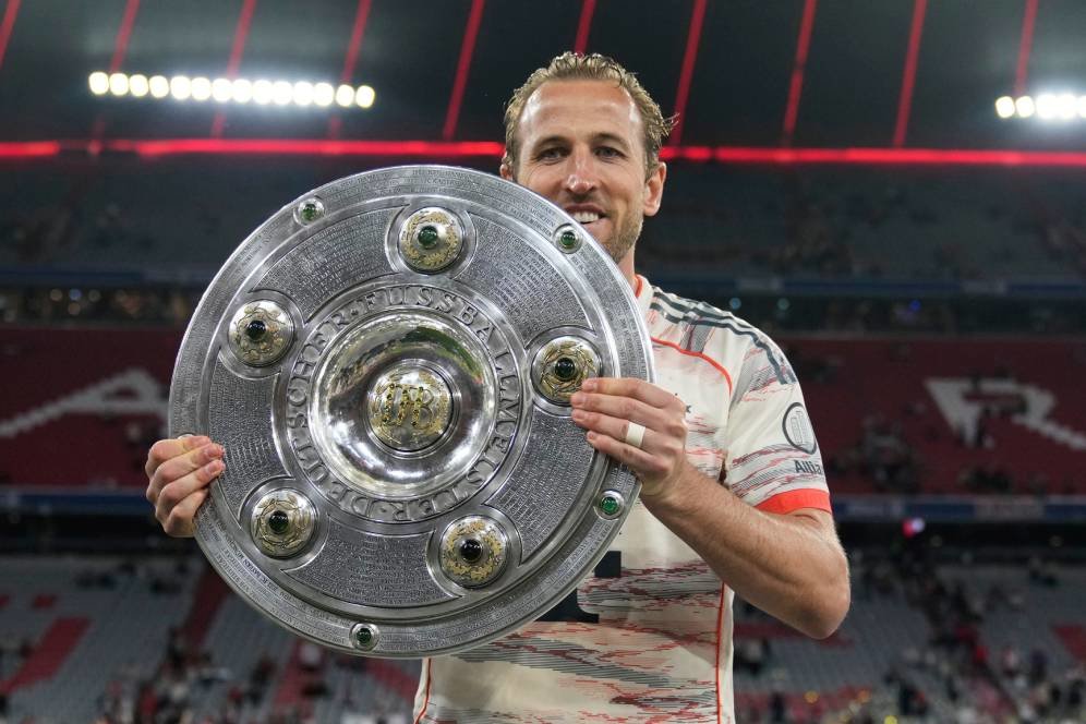 Son Heung-min: Satu Trofi Saja Tak Cukup untuk Harry Kane Son Heung-min: Satu Trofi Saja Tak Cukup untuk Harry Kane