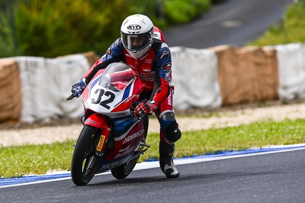Bikin Bangga Indonesia, Kiandra Ramadhipa Naik Podium di European Talent Cup Portugal 2025 Bikin Bangga Indonesia, Kiandra Ramadhipa Naik Podium di European Talent Cup Portugal 2025
