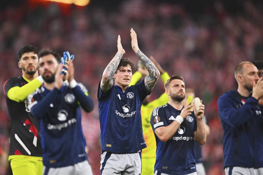 Anomali Manchester United: Terpuruk di Premier League, Perkasa di Liga Europa Anomali Manchester United: Terpuruk di Premier League, Perkasa di Liga Europa