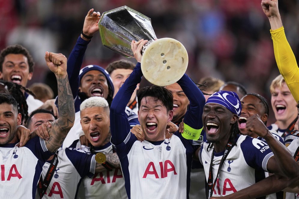 10 Tahun Penantian, 1 Trofi Bersejarah, dan Loyalitas Seorang Son Heung-min