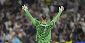 Detik-detik Saat Skuad PSG 'Lawan' Klub Demi Beri Penghormatan Terakhir untuk Donnarumma Detik-detik Saat Skuad PSG 'Lawan' Klub Demi Beri Penghormatan Terakhir untuk Donnarumma
