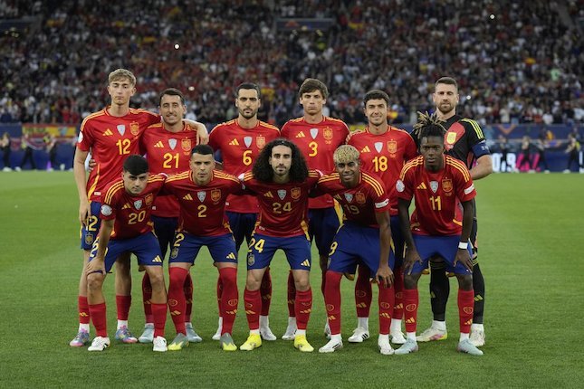 Rapuhnya Lini Belakang Spanyol Rapuhnya Lini Belakang Spanyol