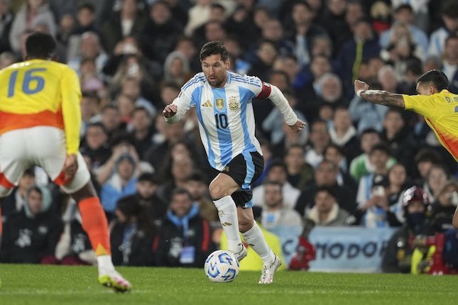 Situasi Messi dan Ronaldo Menjelang Turnamen Situasi Messi dan Ronaldo Menjelang Turnamen