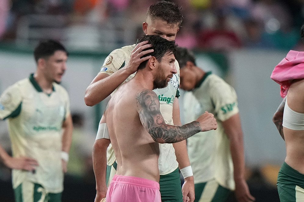 Bukan Sekadar Tinta: Ini Makna Tersembunyi di Balik Setiap Tato Ikonik Lionel Messi Bukan Sekadar Tinta: Ini Makna Tersembunyi di Balik Setiap Tato Ikonik Lionel Messi