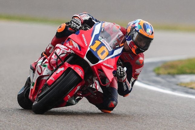 Luca Marini Rasakan Sakit Sejak Lap 7 dari 30 Lap Luca Marini Rasakan Sakit Sejak Lap 7 dari 30 Lap
