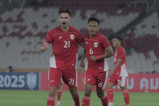 Awal Dominasi Sejak Menit Pertama Awal Dominasi Sejak Menit Pertama