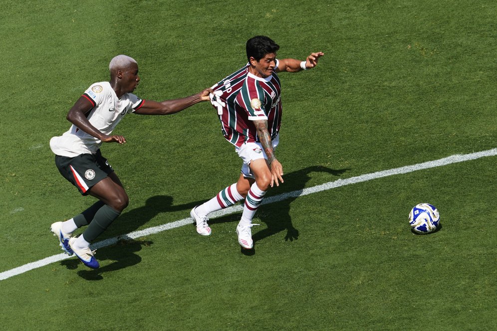 VAR Selamatkan Chelsea dari Penalti, Joao Pedro Bawa ke Final Piala Dunia Antarklub