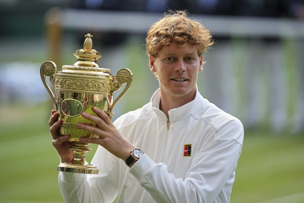 Jannik Sinner Kalahkan Carlos Alcaraz di Final Wimbledon 2025, Sejarah Tercipta! Jannik Sinner Kalahkan Carlos Alcaraz di Final Wimbledon 2025, Sejarah Tercipta!