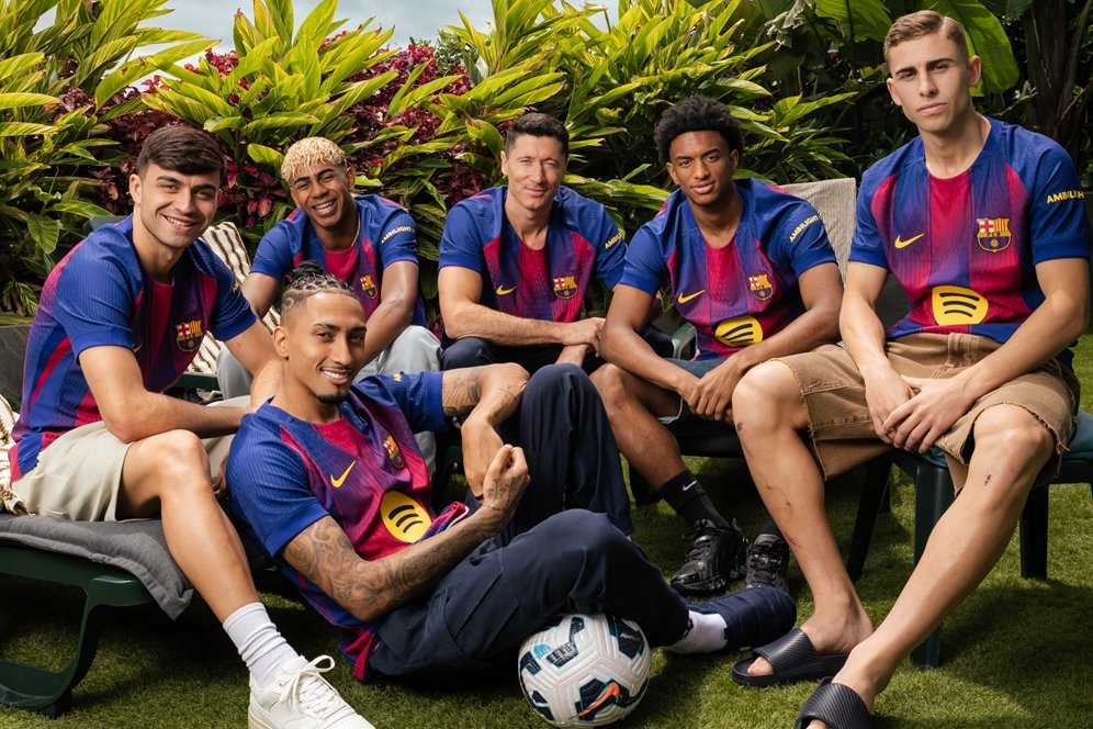 Ganteng! Inilah Jersey Home Barcelona untuk Musim 2025/2026 Ganteng! Inilah Jersey Home Barcelona untuk Musim 2025/2026