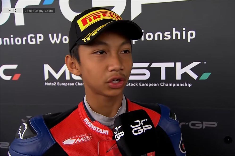 Bangga Banget! Kiandra Ramadhipa Dedikasikan Kemenangan Race 1 European Talent Cup Prancis 2025 untuk Indonesia