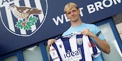 MU Terus Rampingkan Skuad, Resmi Pinjamkan Gelandang Muda Ini ke West Brom