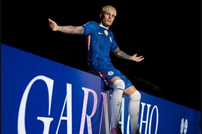 Ejekan Fans untuk Garnacho Ejekan Fans untuk Garnacho