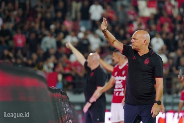 Reaksi Bali United dan Johnny Jansen Reaksi Bali United dan Johnny Jansen