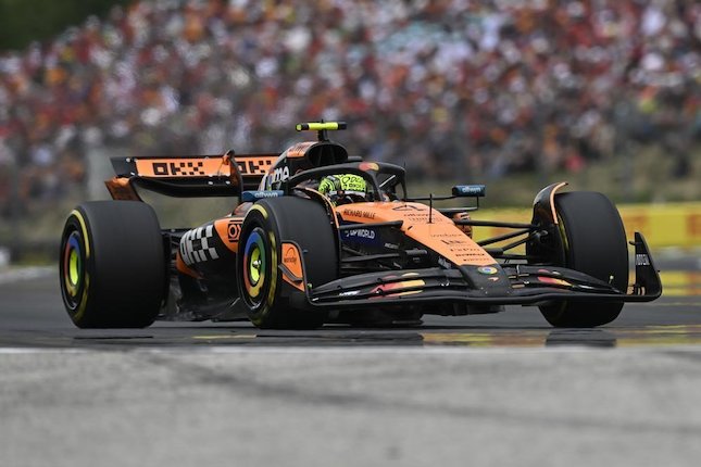 Awalnya Tidak Berencana 1 Kali Pit Stop Awalnya Tidak Berencana 1 Kali Pit Stop