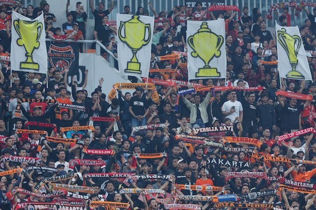 Memuji Persija Memuji Persija