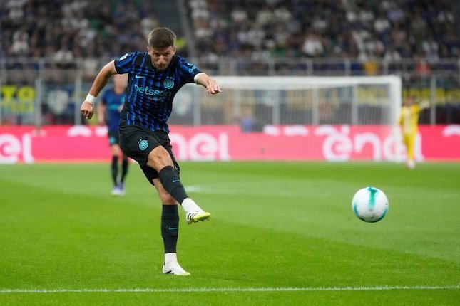 Dilema Chivu di Tengah: Sucic atau Mkhitaryan? Dilema Chivu di Tengah: Sucic atau Mkhitaryan?