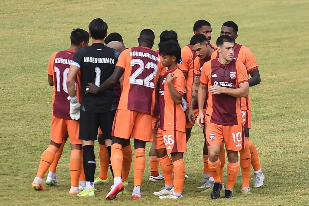3 Kunci Sukses Borneo FC Kuasai Puncak Klasemen BRI Super League 2025/2026: Gawang Nadeo Argawinata Sulit Dibobol 3 Kunci Sukses Borneo FC Kuasai Puncak Klasemen BRI Super League 2025/2026: Gawang Nadeo Argawinata Sulit Dibobol