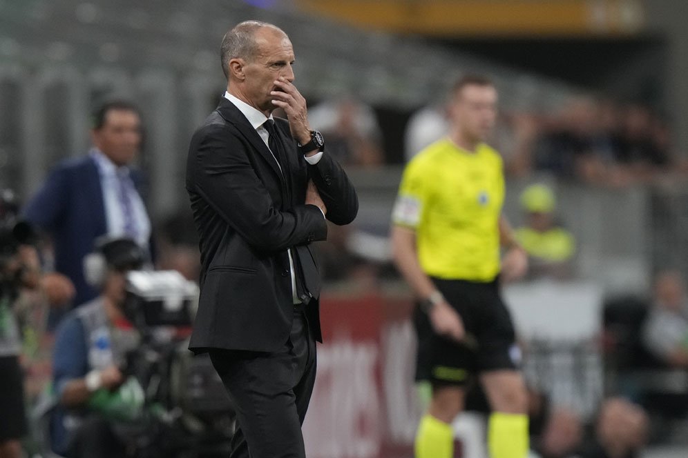 Usai Dipermalukan Cremonese, Allegri Minta AC Milan Lakukan Dua Hal Ini: Salah Satunya Main Licik! Usai Dipermalukan Cremonese, Allegri Minta AC Milan Lakukan Dua Hal Ini: Salah Satunya Main Licik!