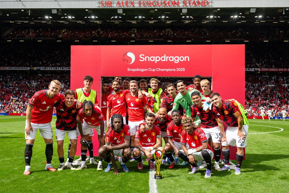 Survei Mengejutkan di Inggris: Man United Dinilai Paling Buruk Urus Klub, Liverpool Justru Jadi Teladan Survei Mengejutkan di Inggris: Man United Dinilai Paling Buruk Urus Klub, Liverpool Justru Jadi Teladan