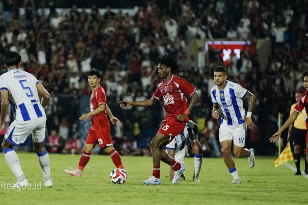 Target 3 Poin Melayang, Beckham Putra Kecewa Berat Usai Persib Kalah dari Persijap di BRI Super League Target 3 Poin Melayang, Beckham Putra Kecewa Berat Usai Persib Kalah dari Persijap di BRI Super League