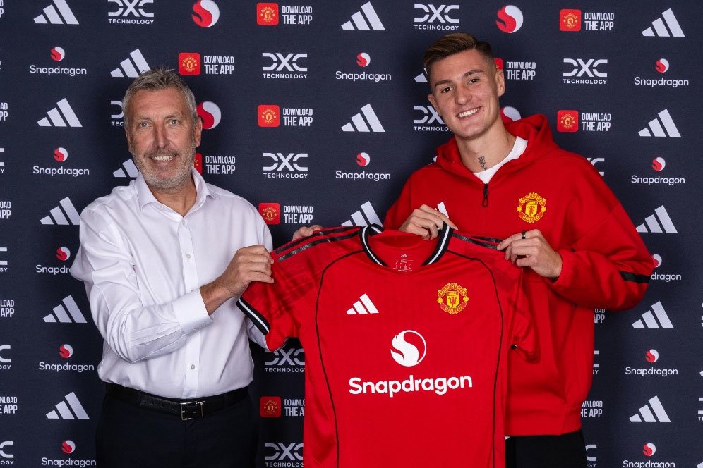 Nomor Punggung Benjamin Sesko di MU: Kembali Kenakan Nomor Favorit? Nomor Punggung Benjamin Sesko di MU: Kembali Kenakan Nomor Favorit?