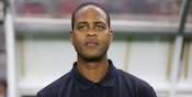 Patrick Kluivert Sedang Mempersiapkan Strategi Terbaik Timnas Indonesia untuk Menghadapi Irak, tapi Enggan Membocorkannya Patrick Kluivert Sedang Mempersiapkan Strategi Terbaik Timnas Indonesia untuk Menghadapi Irak, tapi Enggan Membocorkannya
