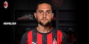 AC Milan Borong 10 Pemain Baru di Bursa Musim Panas 2025: Ini Rekap dan Detail Transfernya AC Milan Borong 10 Pemain Baru di Bursa Musim Panas 2025: Ini Rekap dan Detail Transfernya
