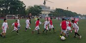 Joey Pelupessy Bagi Ilmu ke Anak-Anak Usai Tugas Negara dengan Timnas Indonesia di FIFA Matchday