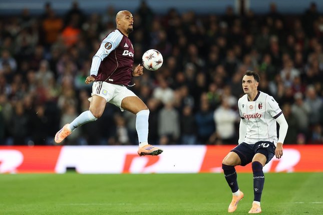 Aston Villa Amankan Kemenangan, Klub-Klub Lain Ketat Bersaing Aston Villa Amankan Kemenangan, Klub-Klub Lain Ketat Bersaing