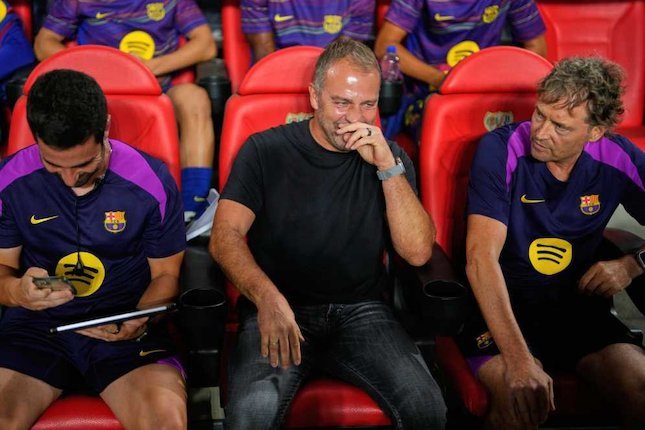 Eksperimen yang Mengubah Peta Persaingan Bek Tengah Barcelona Eksperimen yang Mengubah Peta Persaingan Bek Tengah Barcelona