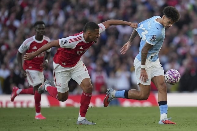 Saliba Jadi Pilar Pertahanan Saliba Jadi Pilar Pertahanan