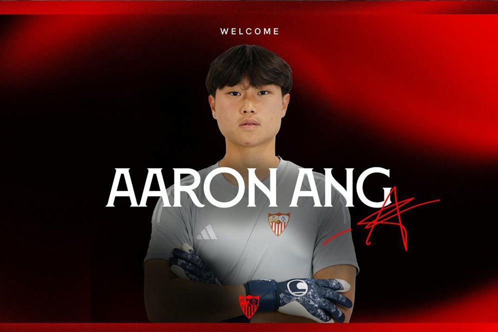 Aaron Ang, Kiper Muda Indonesia yang Siap Unjuk Gigi di Sevilla U-19 Aaron Ang, Kiper Muda Indonesia yang Siap Unjuk Gigi di Sevilla U-19