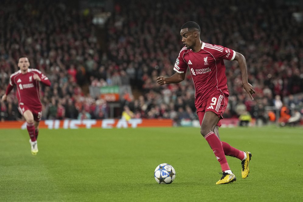 Peringatan untuk Alexander Isak: Selama Ada Mo Salah di Liverpool, Kamu Cuma Jadi 'Pemain Kedua'! Peringatan untuk Alexander Isak: Selama Ada Mo Salah di Liverpool, Kamu Cuma Jadi 'Pemain Kedua'!